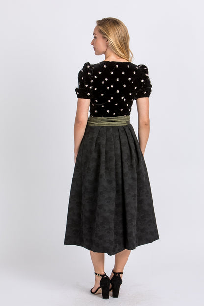 Almliebe 'Rosmarie' Puff-Sleeve Velvet Dirndl