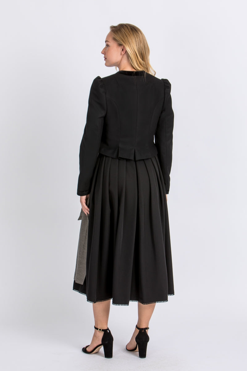 Heimatglück 'Elisabeth' Velvet-Trim Wool Blazer in Black